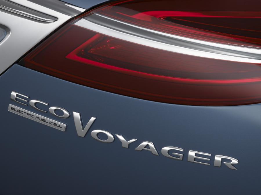 Логотип Chrysler EcoVoyager Concept 2008 года  (фото 5 из 37)